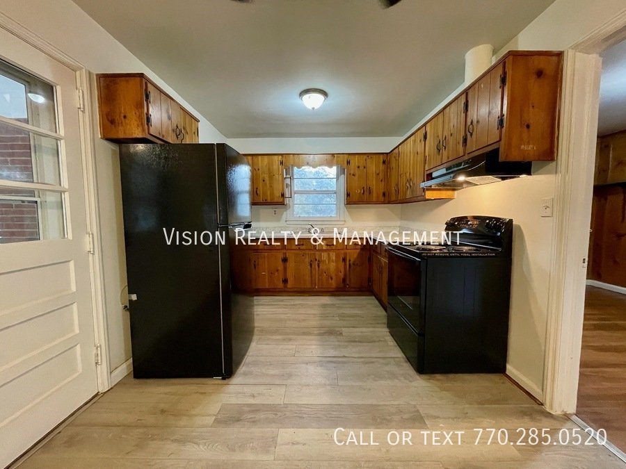 6328 Oakview Ln property image