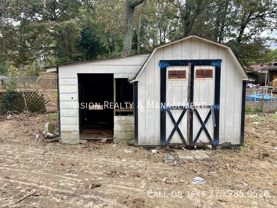 6328 Oakview Ln property image