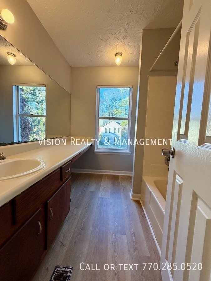 Beautiful 1BD 1.5 BA Townhome MOVE in READY property image
