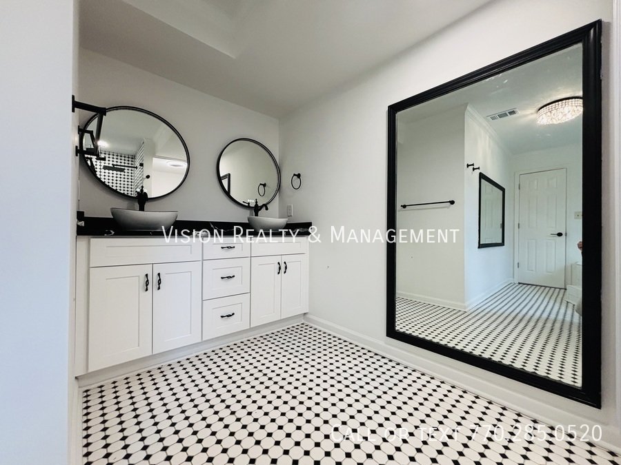 Newly-Renovated 4 Bed/2.5 Bath in Gresham Park property image