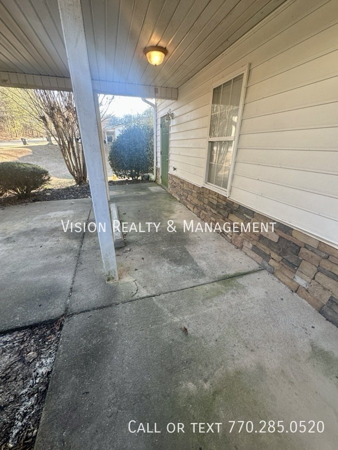 Beautiful 2BD/2Bath Duplex Available Now property image