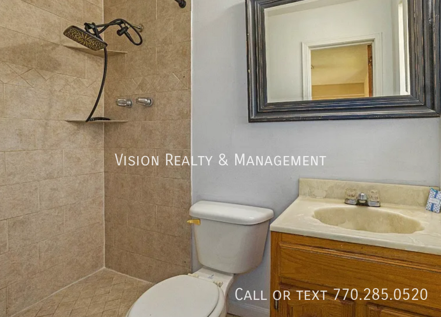 Flamingo Lane: where space, style, and comfort flock together. property image