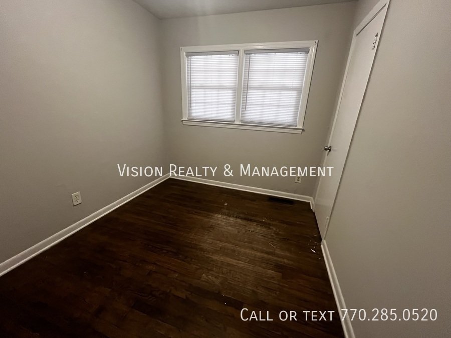 3BD/1BA in Winston property image