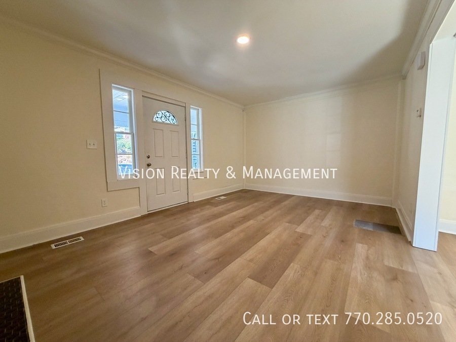 Move In Ready! 1BD 1BA Unit Near Ponce City Market property image