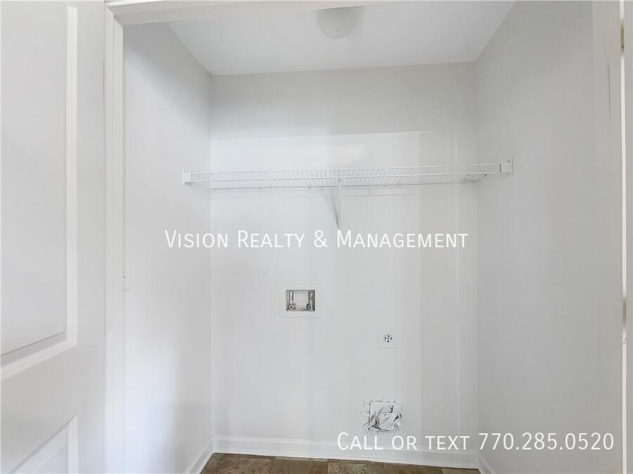 Beautiful 3 BD 2.5 BA In Atlanta! property image