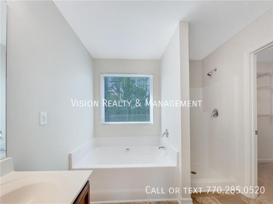 Beautiful 3 BD 2.5 BA In Atlanta! property image