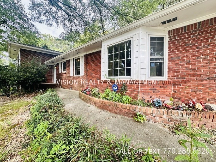 Lovely 3BD/2BA In Atlanta property image