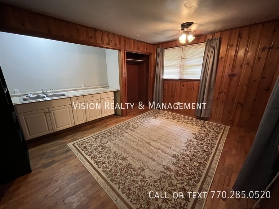 121 Howell Rd, unit B property image