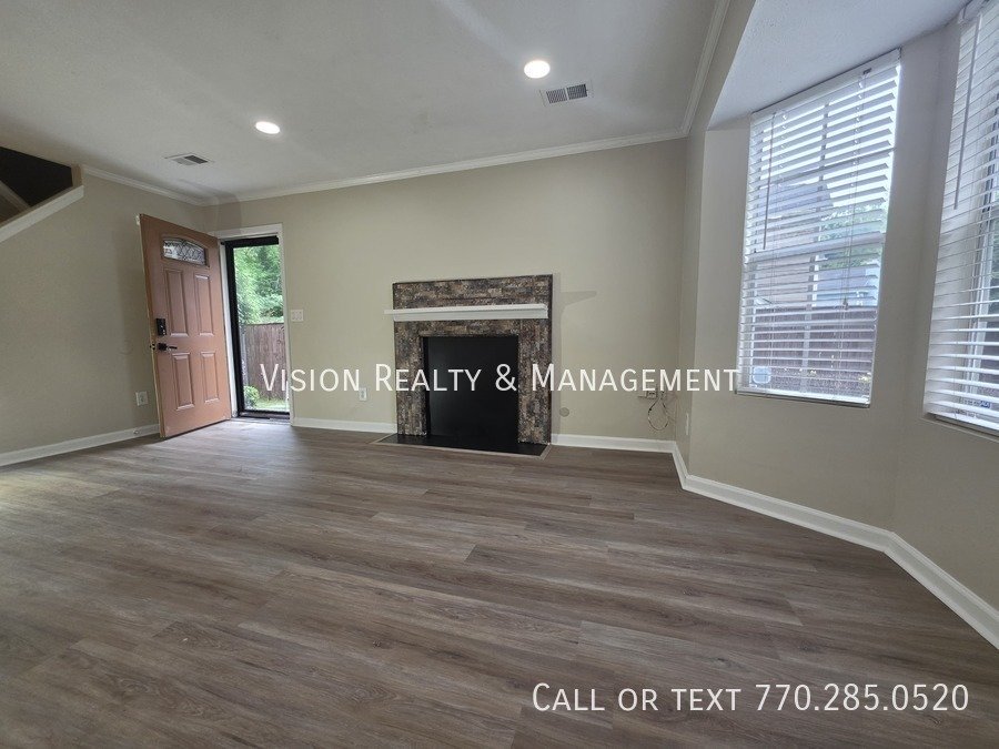 Lovely 3BD/2.5 BA In Stone Mountain property image