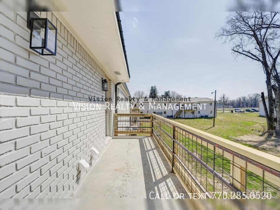 Lovely 2BR 1 BA property image