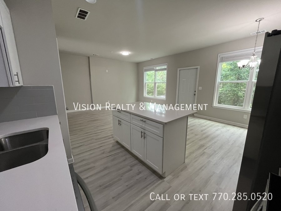 Beautiful 3 BD 2.5 BA Townhome MOVE in READY property image