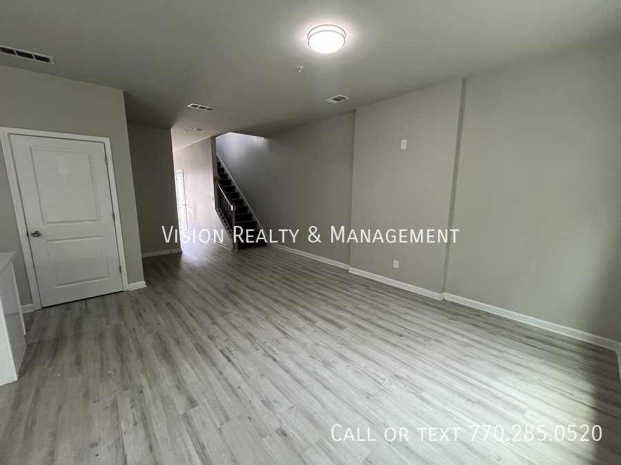 Beautiful 3 BD 2.5 BA Townhome MOVE in READY property image