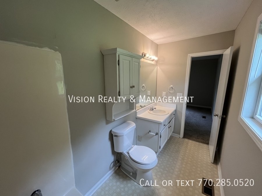 Charming 3BD/2BA in Villa Rica property image
