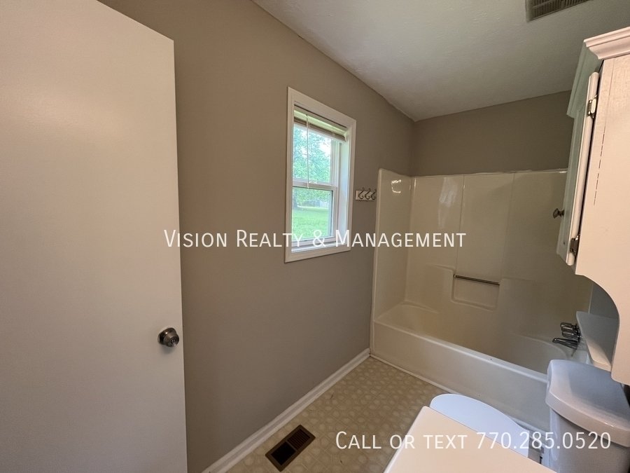 Charming 3BD/2BA in Villa Rica property image