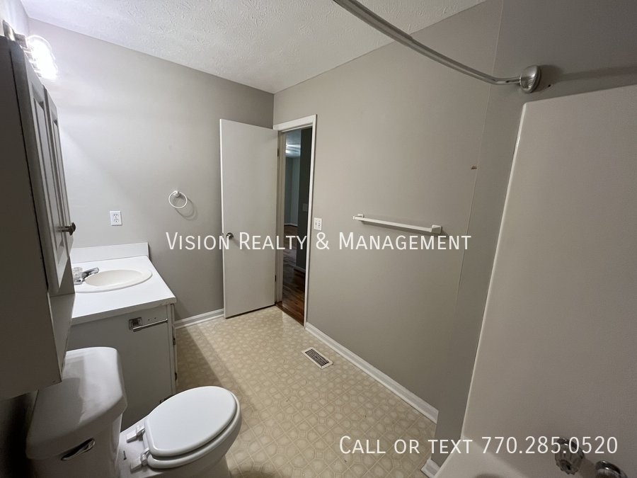 Charming 3BD/2BA in Villa Rica property image