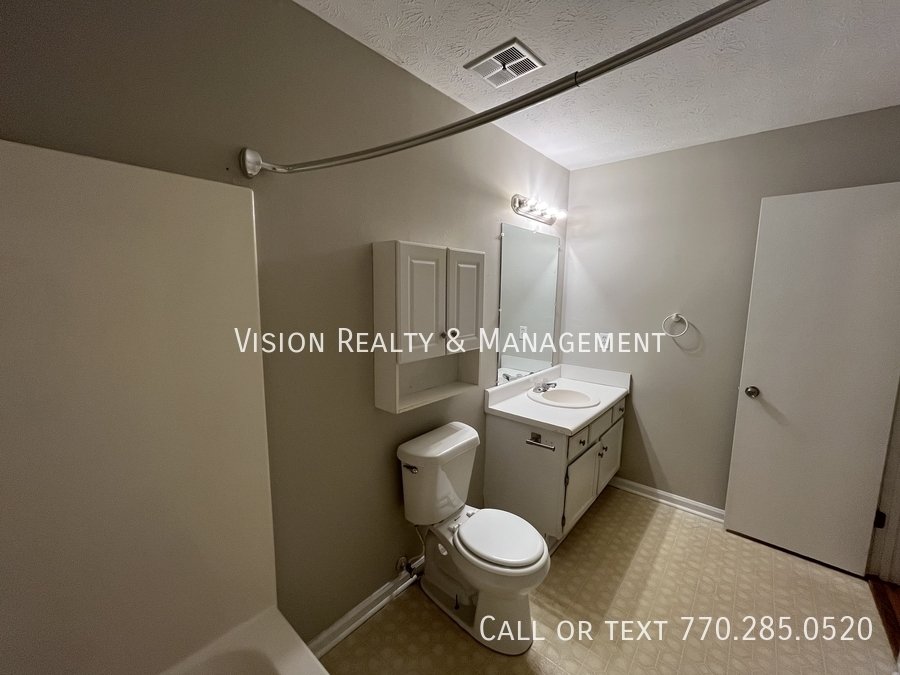 Charming 3BD/2BA in Villa Rica property image
