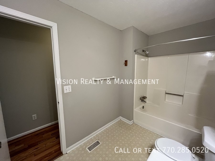 Charming 3BD/2BA in Villa Rica property image