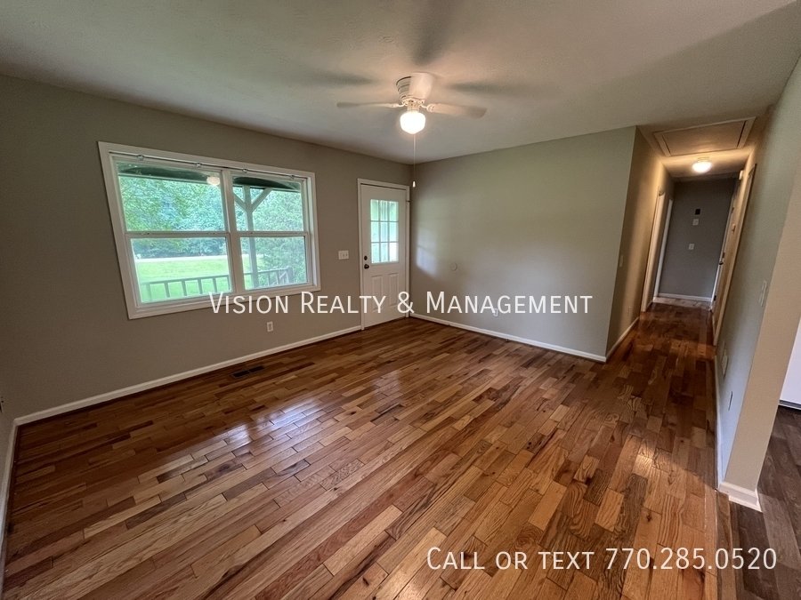 Charming 3BD/2BA in Villa Rica property image