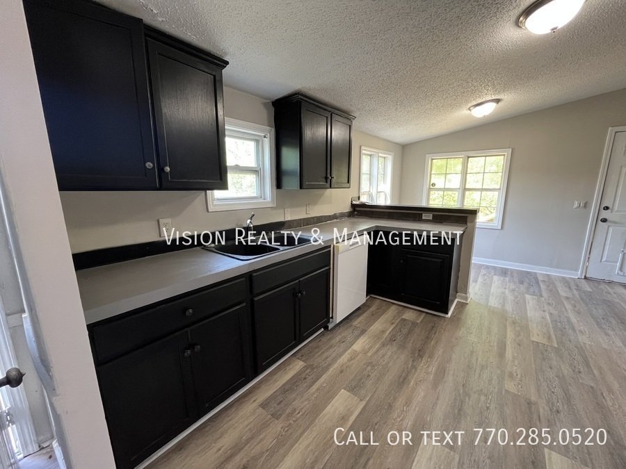 Spacious 3 Bedroom Home For Sale with Owner Financing property image