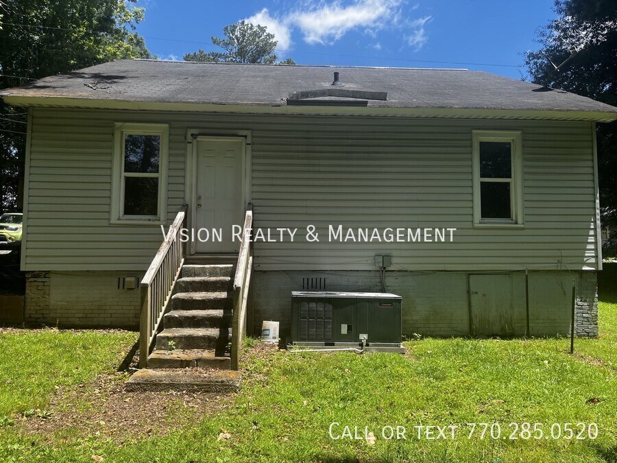 304 Broad St property image