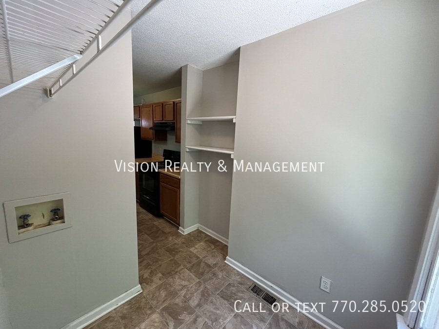 208 Wesley Chapel Rd. property image