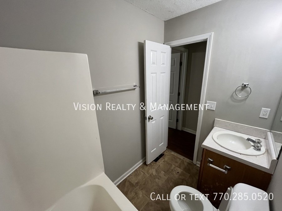 208 Wesley Chapel Rd. property image