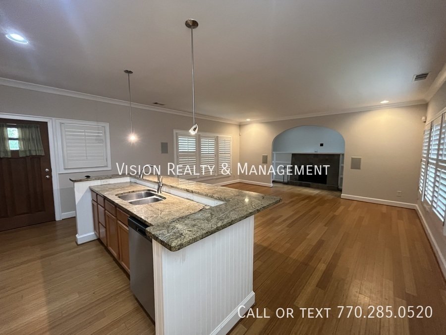 Beautiful 2 BD 2.5 BA property image