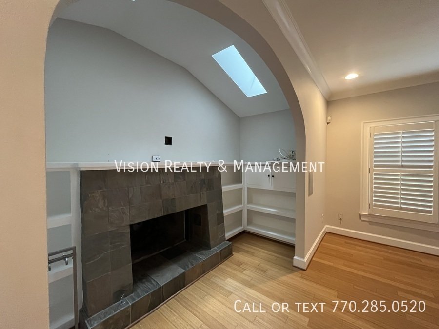 Beautiful 2 BD 2.5 BA property image
