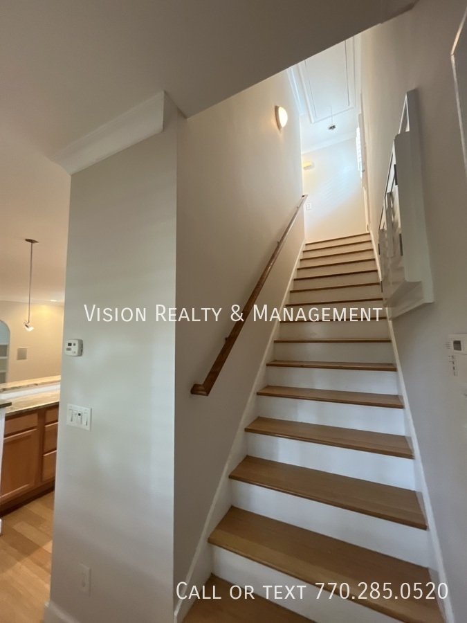 Beautiful 2 BD 2.5 BA property image