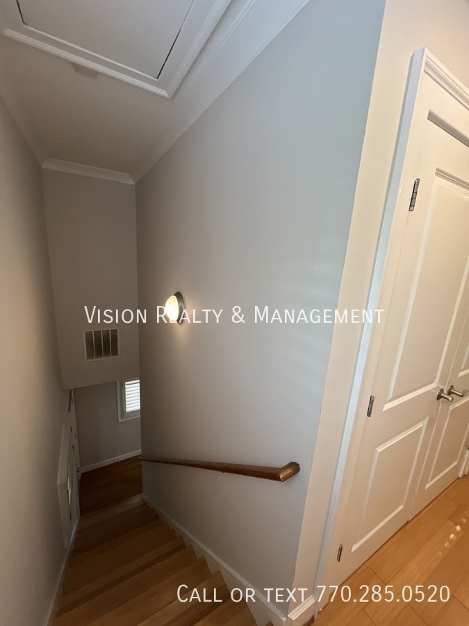 Beautiful 2 BD 2.5 BA property image