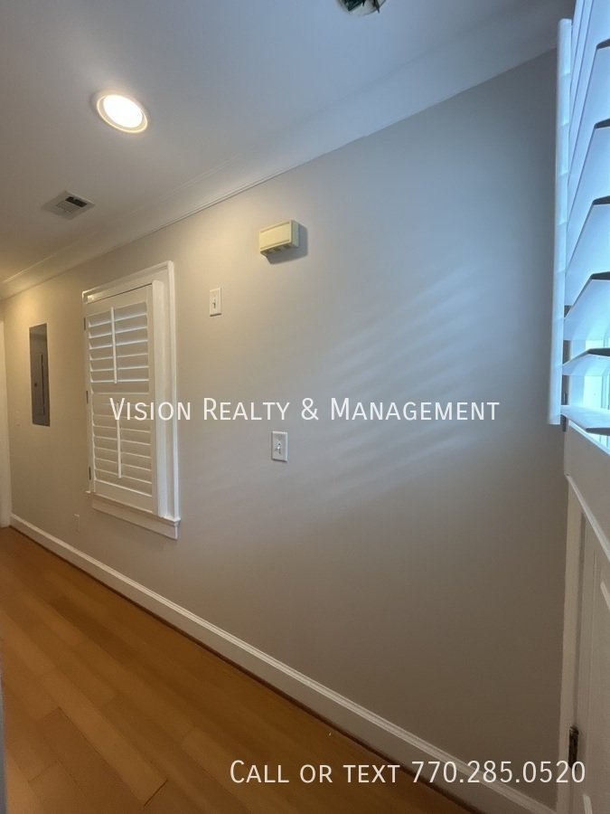 Beautiful 2 BD 2.5 BA property image