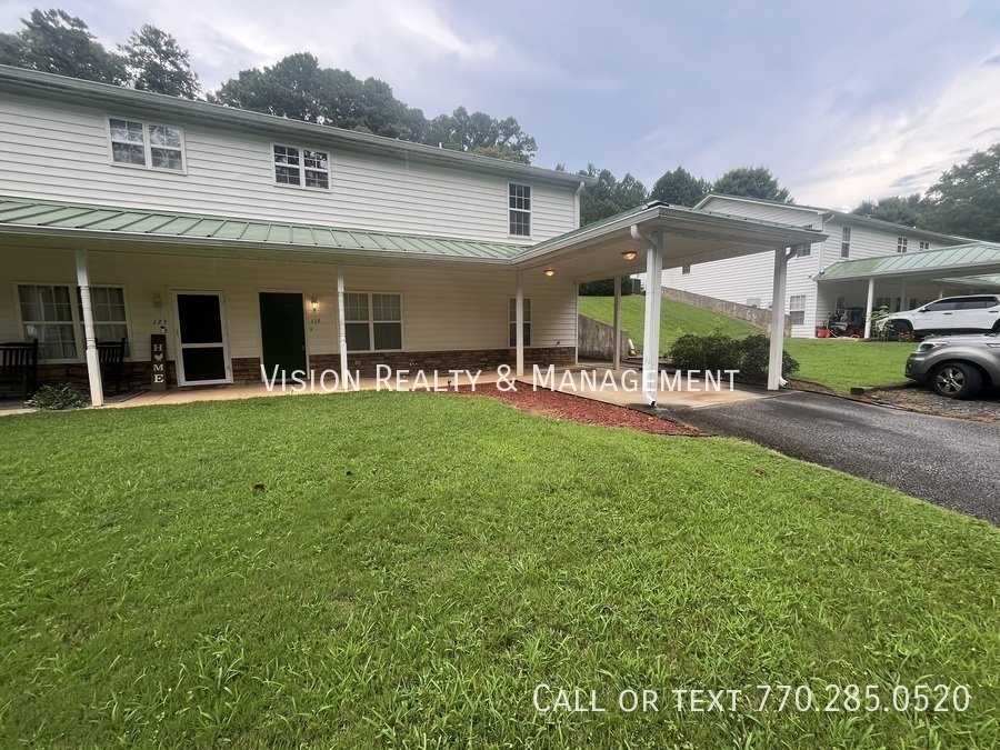 Beautiful 2 BD 2 BA property image