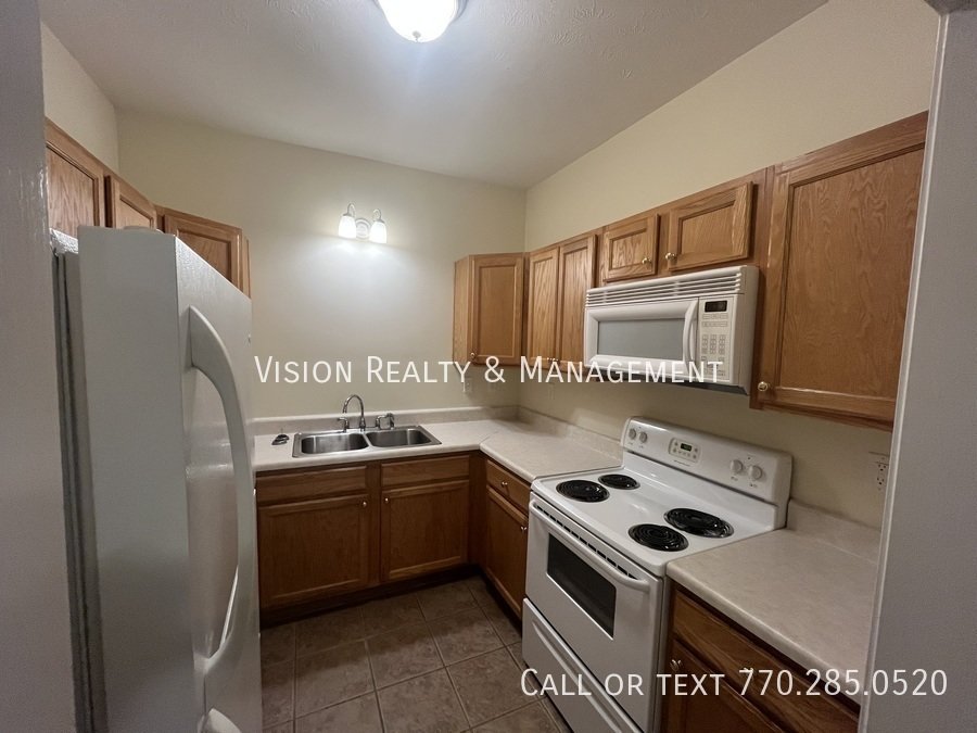 Beautiful 2 BD 2 BA property image