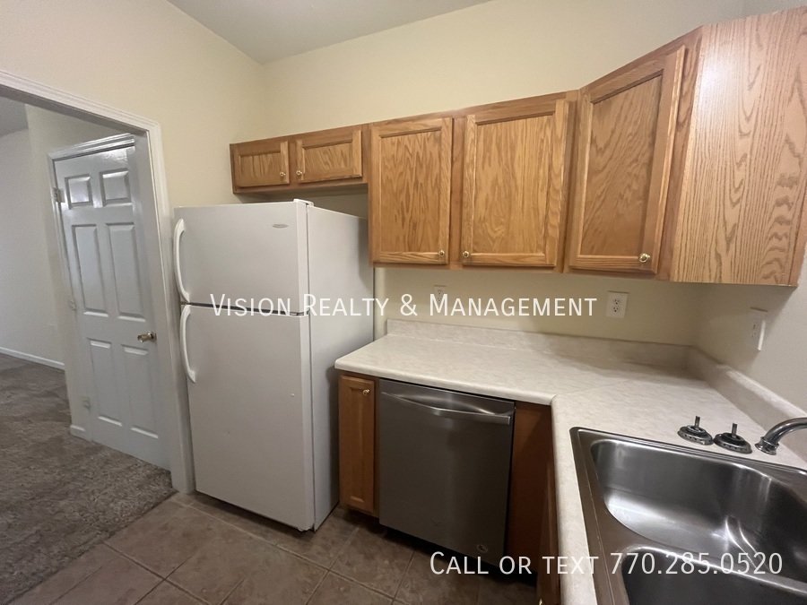 Beautiful 2 BD 2 BA property image