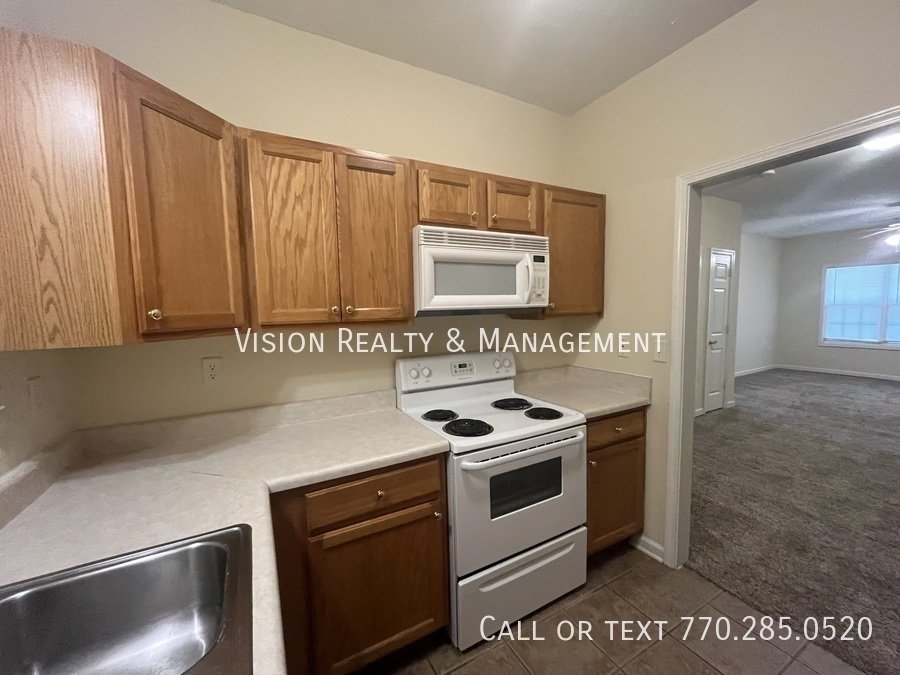 Beautiful 2 BD 2 BA property image