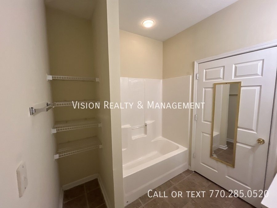 Beautiful 2 BD 2 BA property image