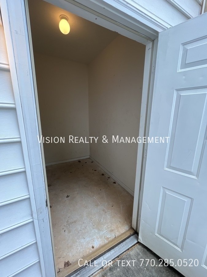 Beautiful 2 BD 2 BA property image