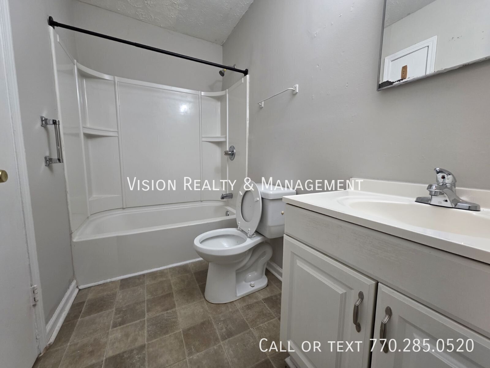 Private 3 BR 2 BA -Central Schools property image