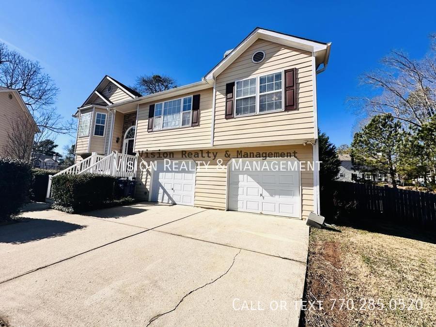 Ready now! 4 BR 3 BA Home in Douglasville property image