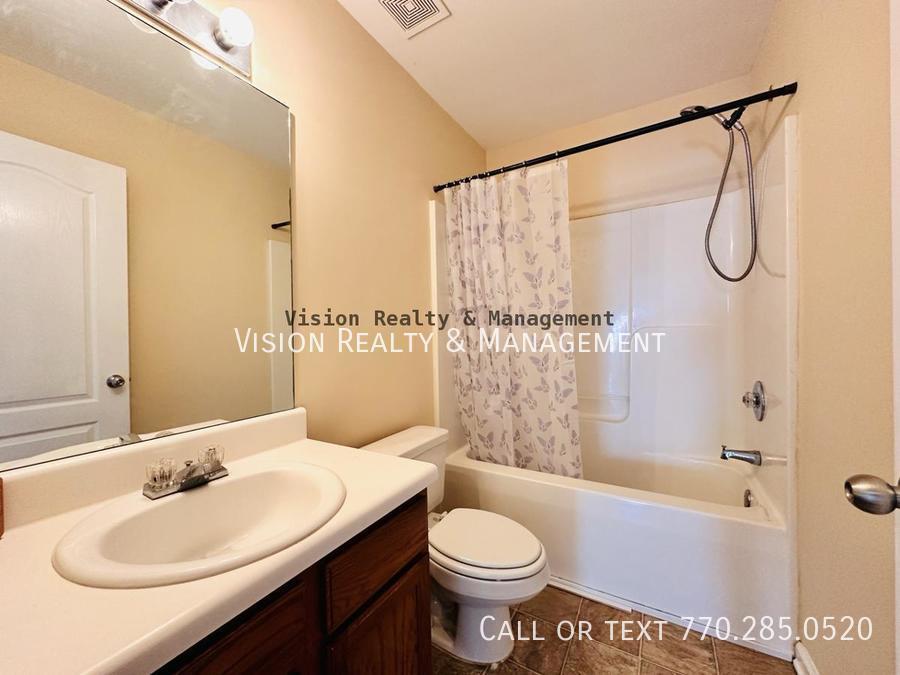 Ready now! 4 BR 3 BA Home in Douglasville property image