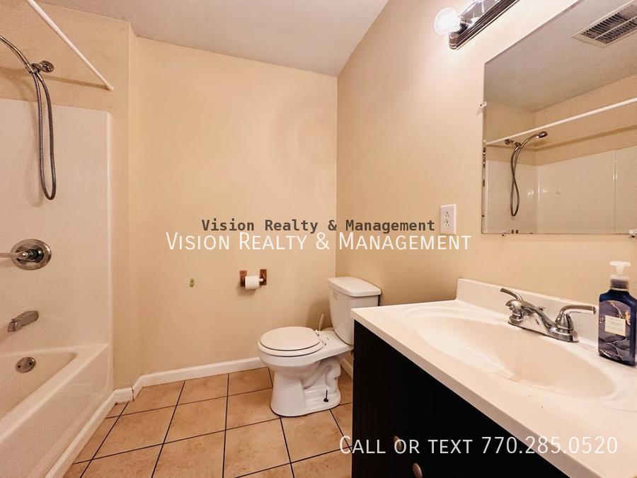 Ready now! 4 BR 3 BA Home in Douglasville property image