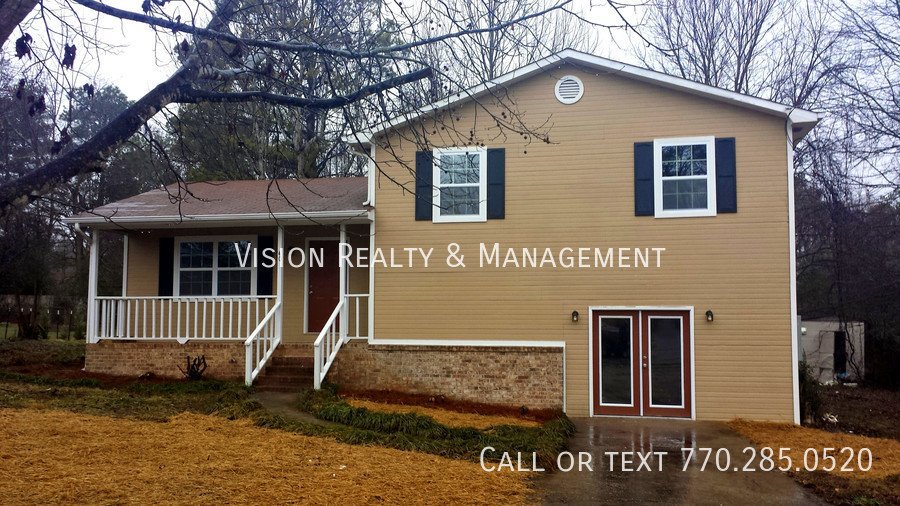 40 Knob Cir Carrollton, GA 30116 Vision Properties & Associates, Inc.