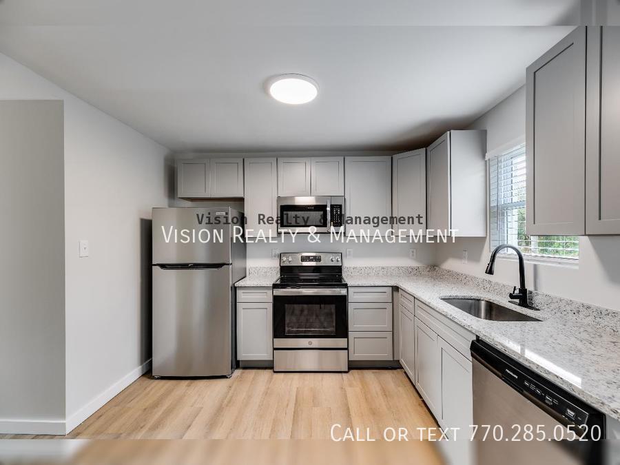 Ready Now! 2 bedroom/1.5 bathroom Bremen city Limits! property image